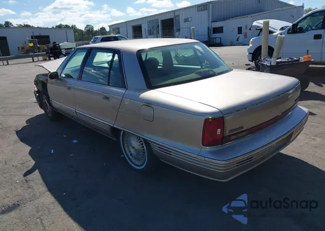 1995 Oldsmobile 98 Regency Elite из США, поврежденный, VIN 1G3CX52K5S4317725